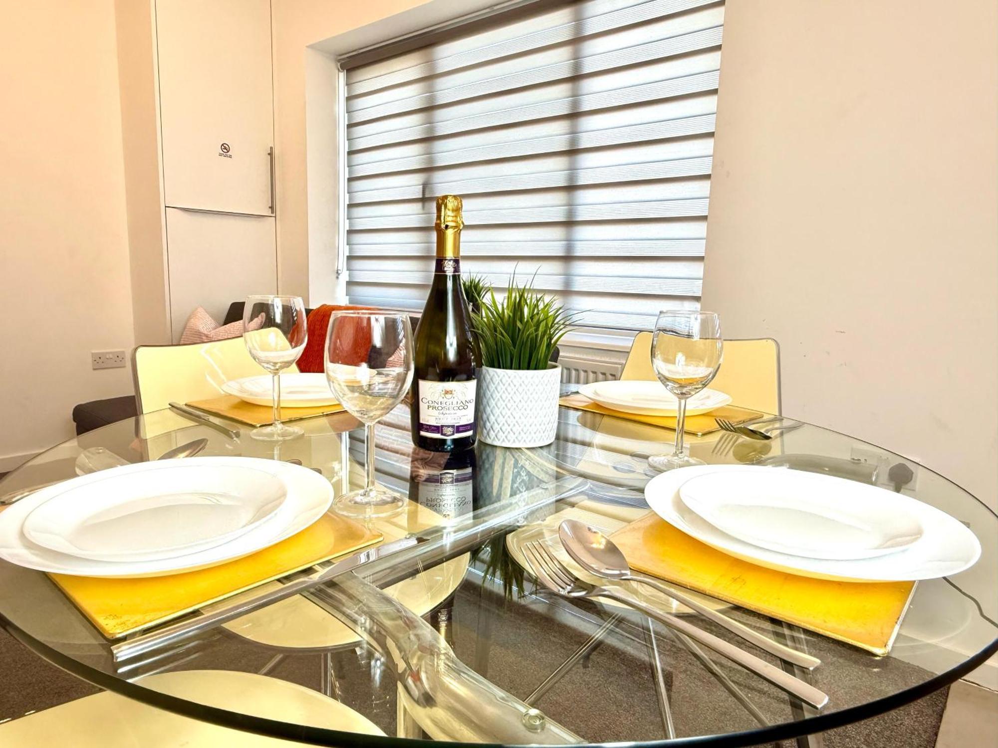 Walnut Flats-F5, Stylish 1-Bedroom - Parking, Netflix, Wifi - Close To Oxford, Bicester & Blenheim Palace Kidlington Zewnętrze zdjęcie